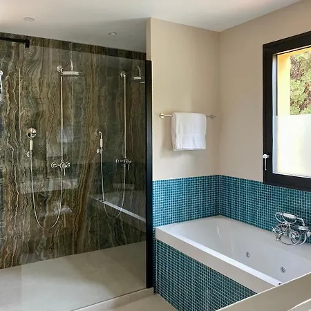 Hotel Ermitage De L’oasis - Cannes 4*