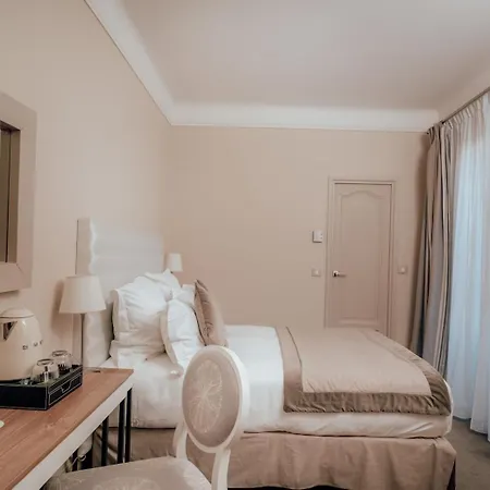 Hotel Ermitage De L’oasis - Cannes 4*