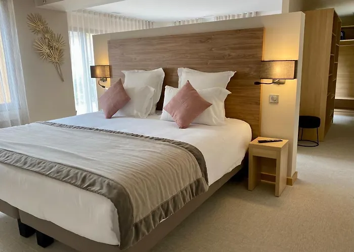 Ermitage De L'oasis & - Cannes 4* Mandelieu