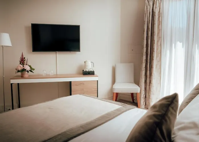 Ermitage De L'oasis & - Cannes 4* Mandelieu