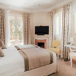 Ermitage De L'oasis & - Cannes Hotel