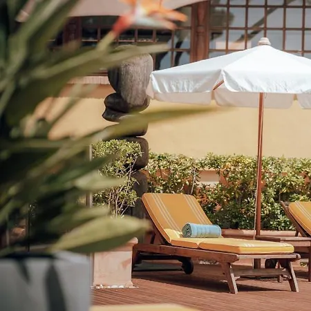 Hotel Ermitage De L'oasis & - Cannes 4*