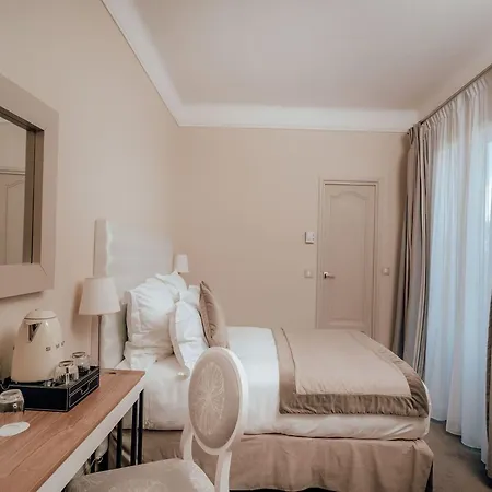 Hotel Ermitage De L'oasis & - Cannes 4*