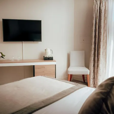 Ermitage De L'oasis & - Cannes 4* Mandelieu