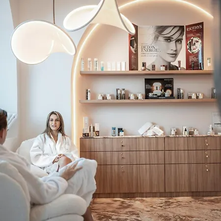 Ermitage De L'oasis & - Cannes 4*