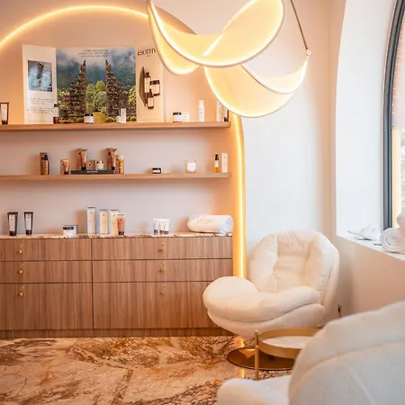 Ermitage De L'oasis & - Cannes Hotel