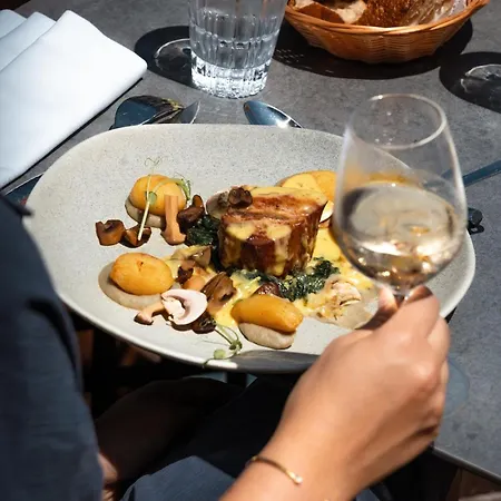 Ermitage De L'oasis & - Cannes Hotel 4*