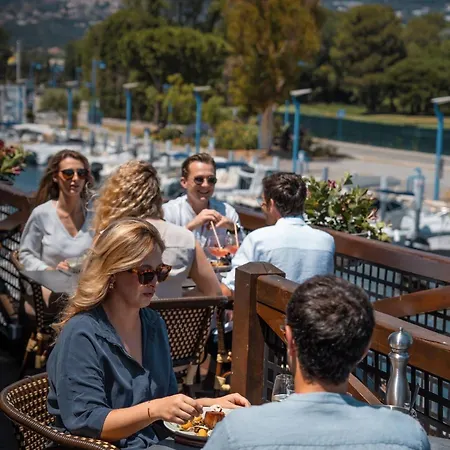 Hotel Ermitage De L'oasis & - Cannes 4*