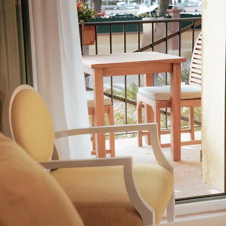 Ermitage De L'oasis & - Cannes Hotel 4*