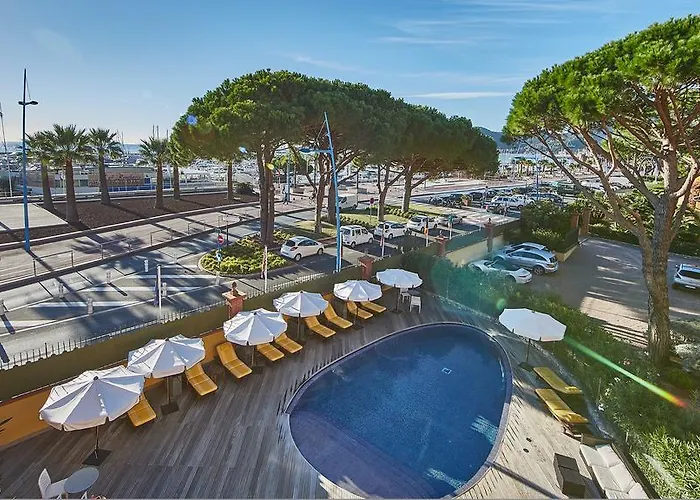 Ermitage De L'oasis & - Cannes Hotell 4*